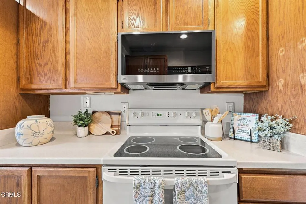16165 Village 16 Camarillo, CA 93012