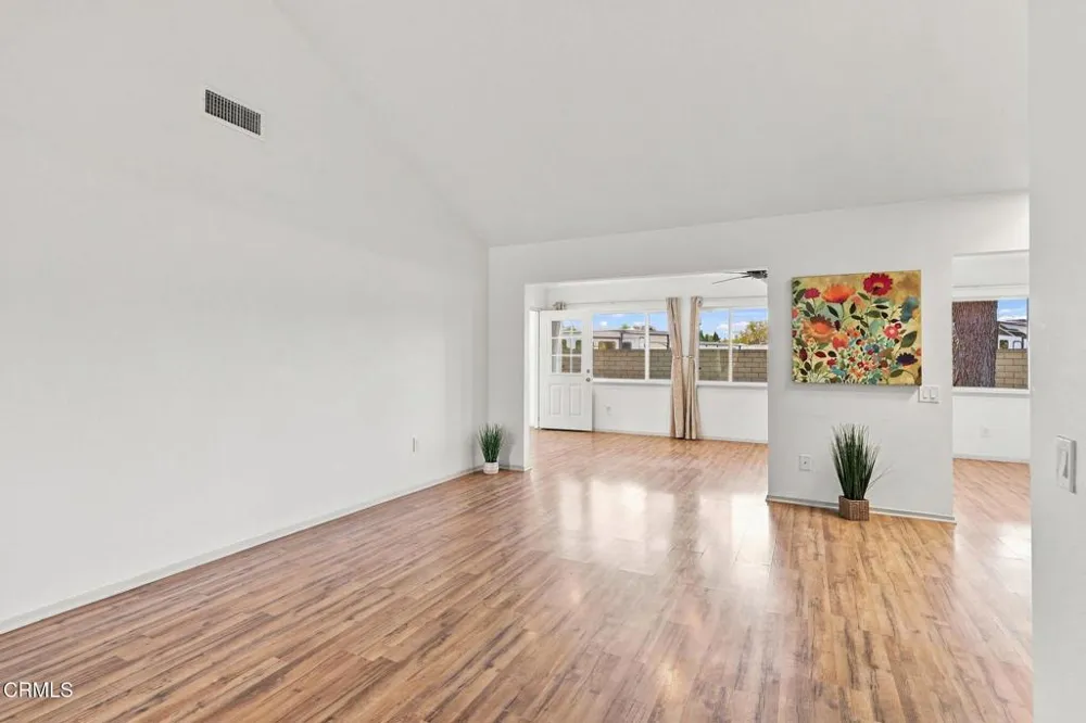 16165 Village 16 Camarillo, CA 93012