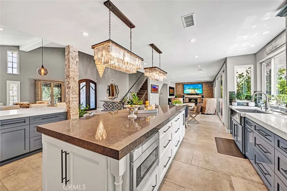 461 S Paseo Estrella Anaheim Hills, CA 92807