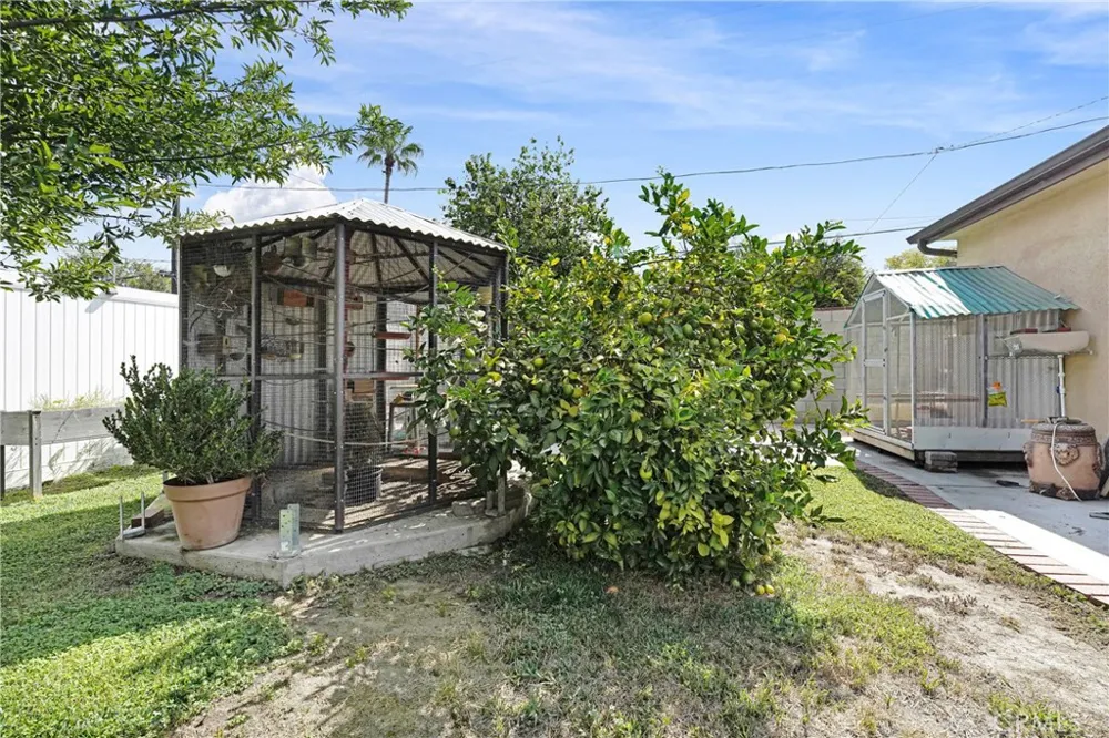 5854 Satsuma North Hollywood, CA 91601