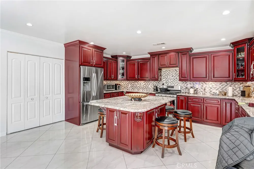 5854 Satsuma North Hollywood, CA 91601