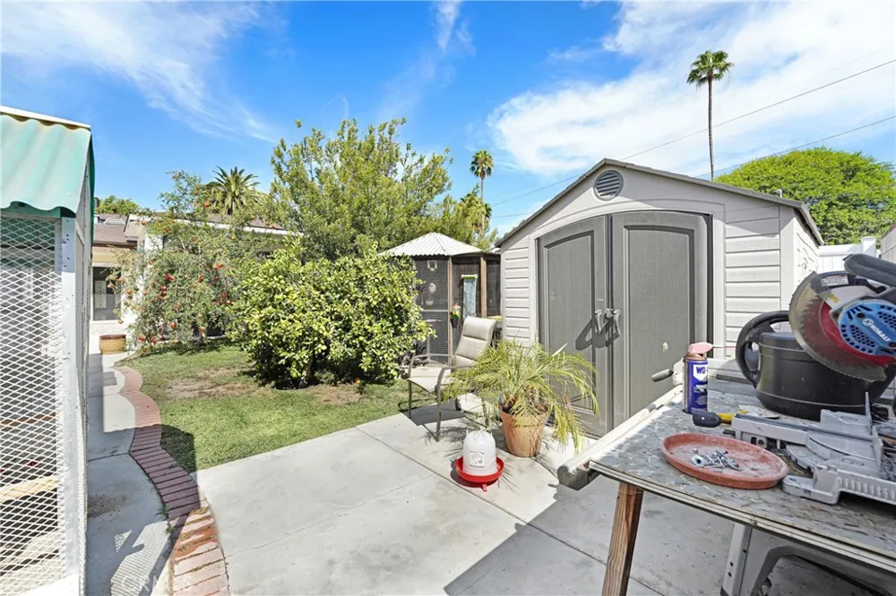 5854 Satsuma North Hollywood, CA 91601