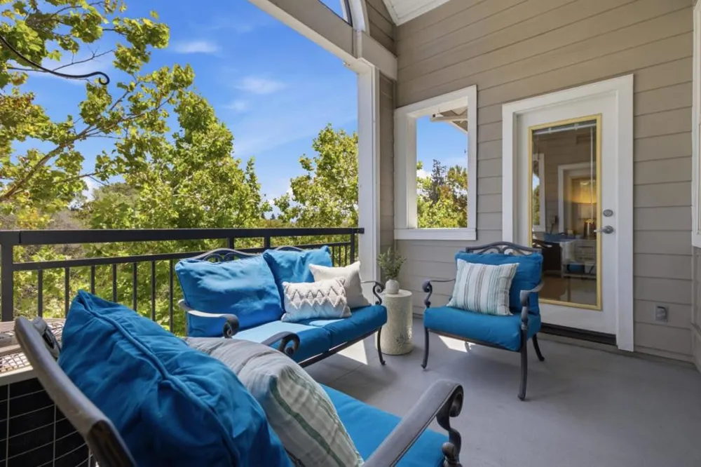 1982 W Bayshore Road #336 East Palo Alto, CA 94303