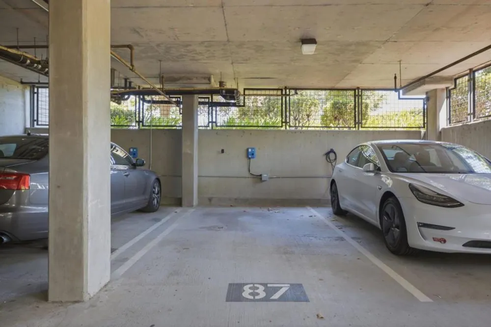 1982 W Bayshore Road #336 East Palo Alto, CA 94303