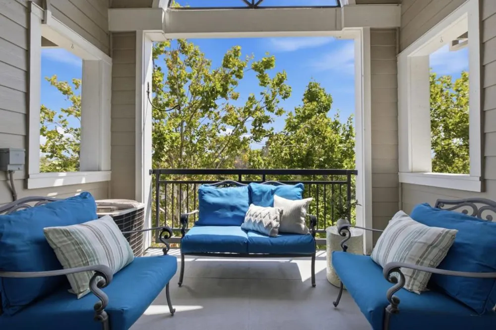 1982 W Bayshore Road #336 East Palo Alto, CA 94303