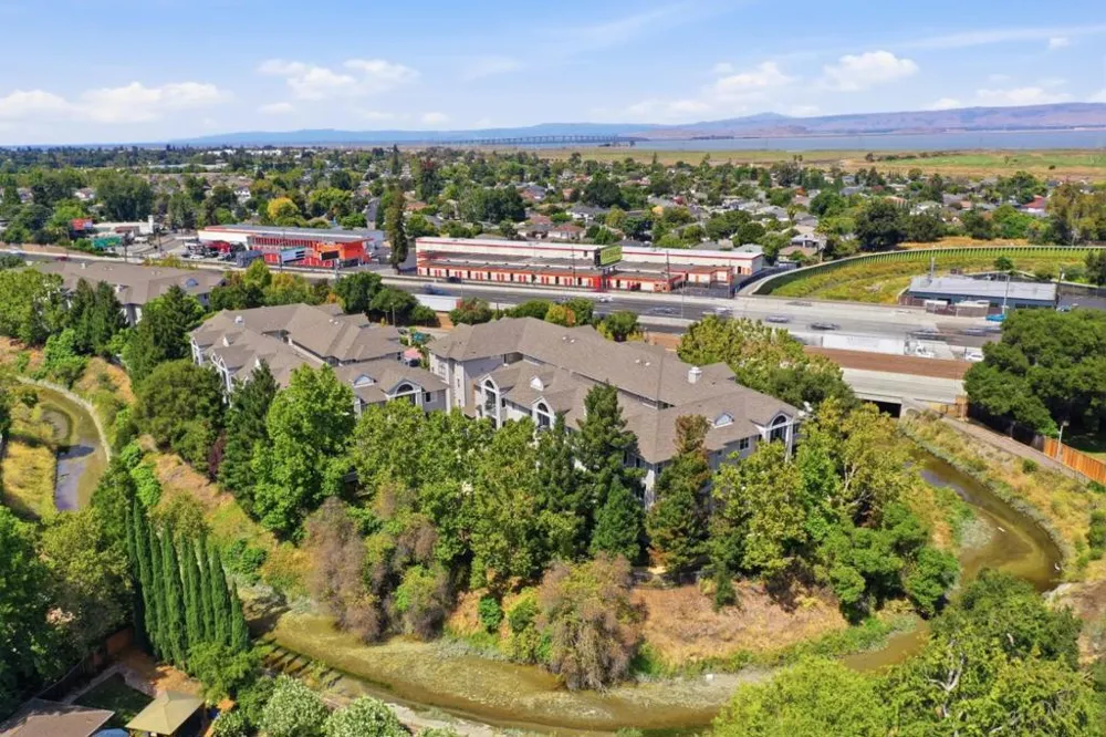 1982 W Bayshore Road #336 East Palo Alto, CA 94303