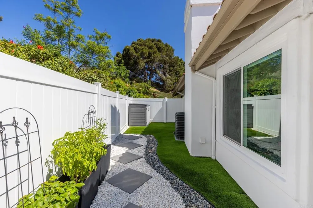 4685 Adra Way Oceanside, CA 92056
