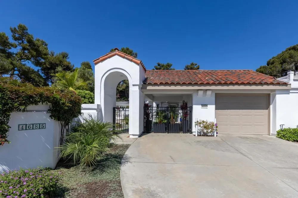 4685 Adra Way Oceanside, CA 92056