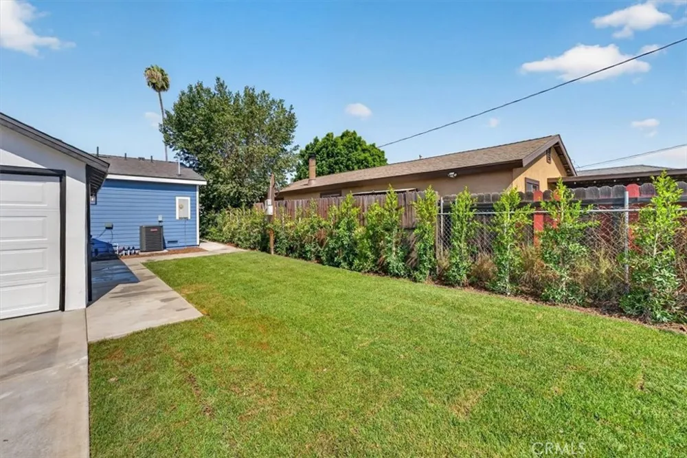 13239 2nd Chino, CA 91710