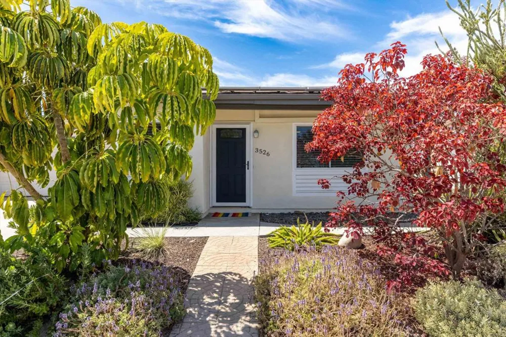 3526 Santa Maria Oceanside, CA 92056