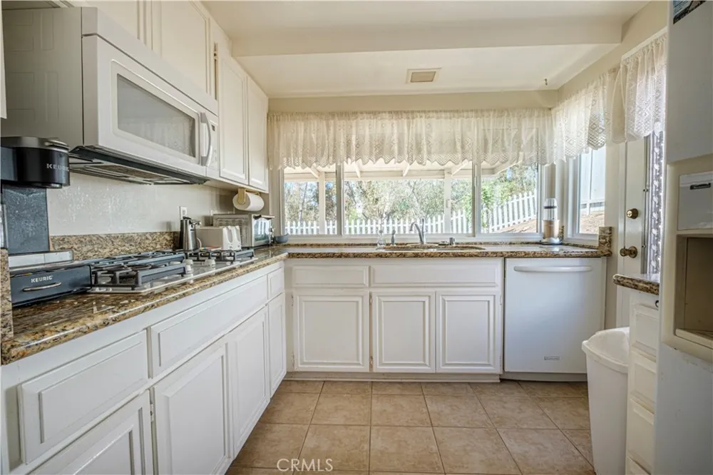 9960 Waldgrove Place San Diego, CA 92131
