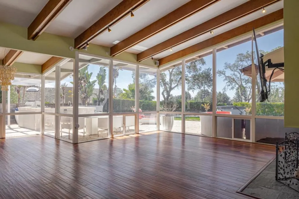 34 Hollins Drive Santa Cruz, CA 95060