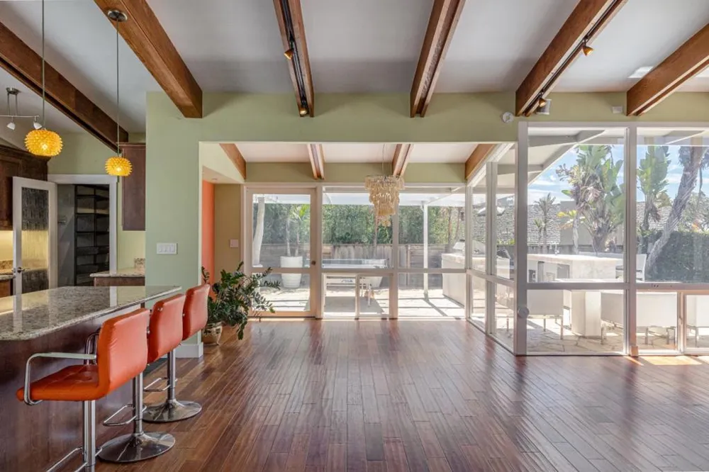 34 Hollins Drive Santa Cruz, CA 95060