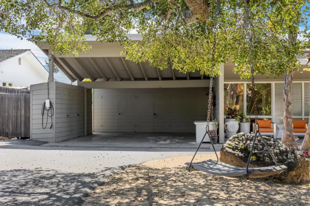 34 Hollins Drive Santa Cruz, CA 95060