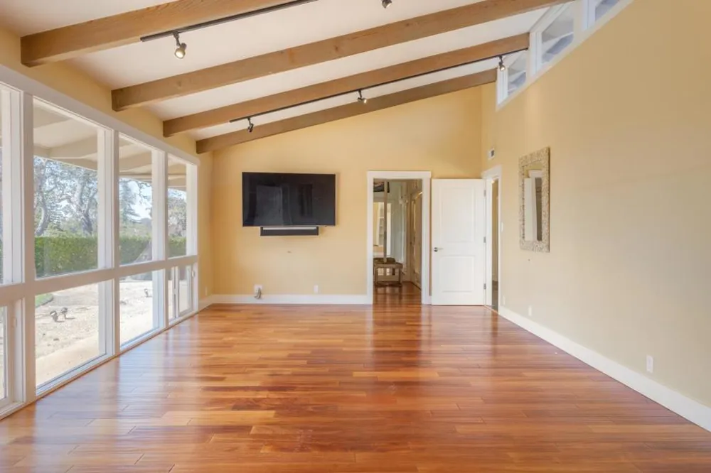 34 Hollins Drive Santa Cruz, CA 95060