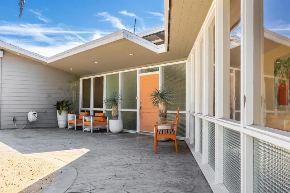 34 Hollins Drive Santa Cruz, CA 95060