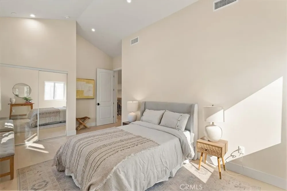 10505 Jordan Chatsworth, CA 91311