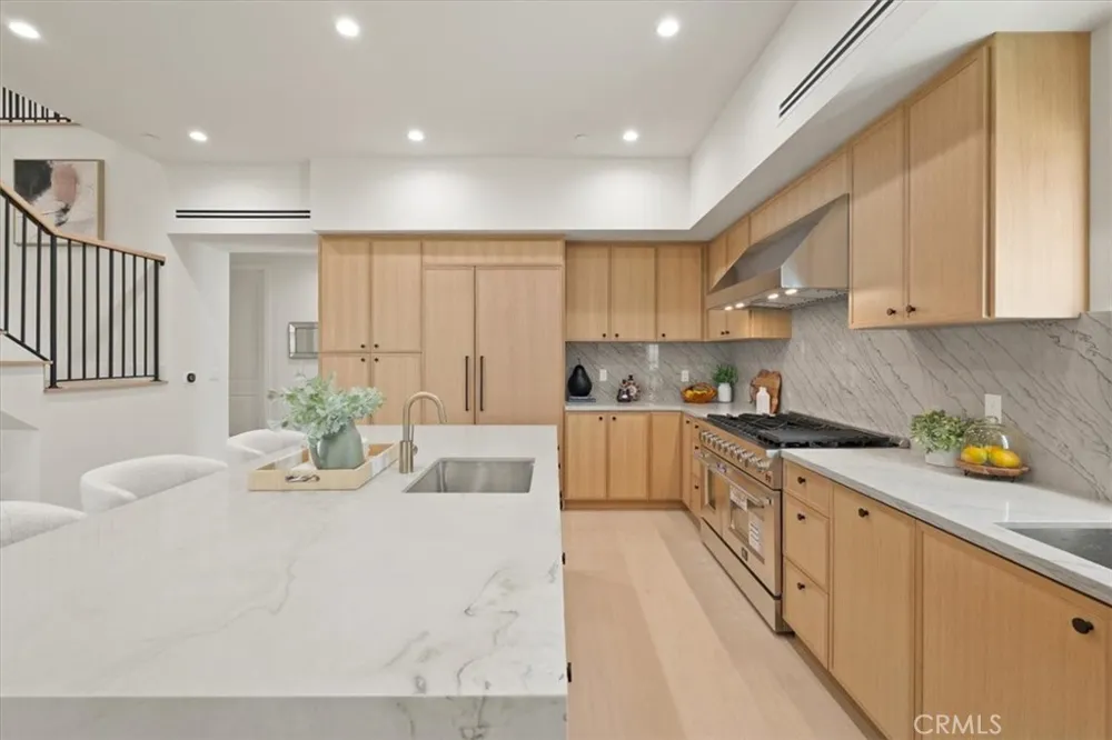 10505 Jordan Chatsworth, CA 91311