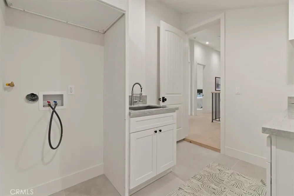 10505 Jordan Chatsworth, CA 91311