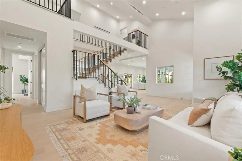10505 Jordan Chatsworth, CA 91311