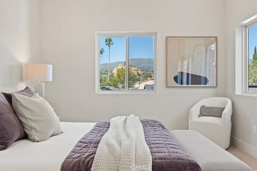 10505 Jordan Chatsworth, CA 91311