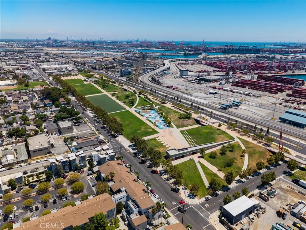 614 Gulf Wilmington, CA 90744