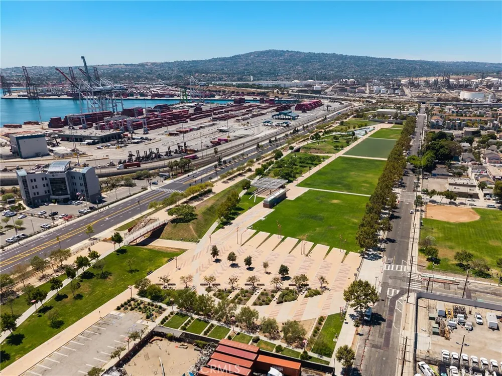 614 Gulf Wilmington, CA 90744