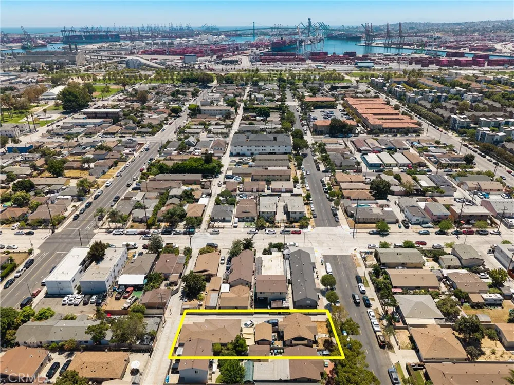 614 Gulf Wilmington, CA 90744