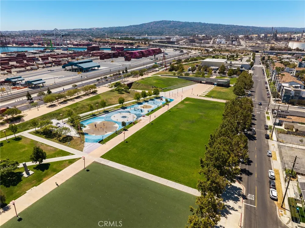 614 Gulf Wilmington, CA 90744
