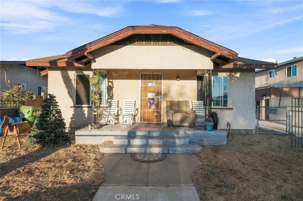 614 Gulf Wilmington, CA 90744