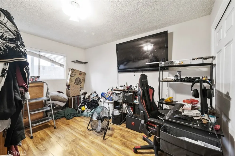 614 Gulf Wilmington, CA 90744