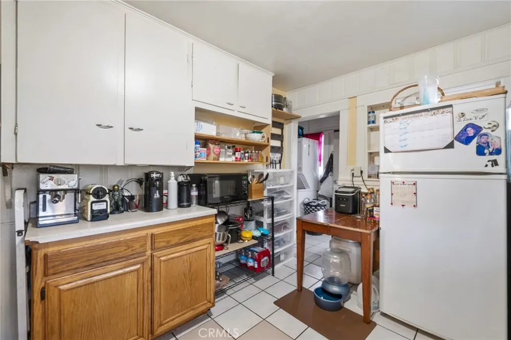 614 Gulf Wilmington, CA 90744