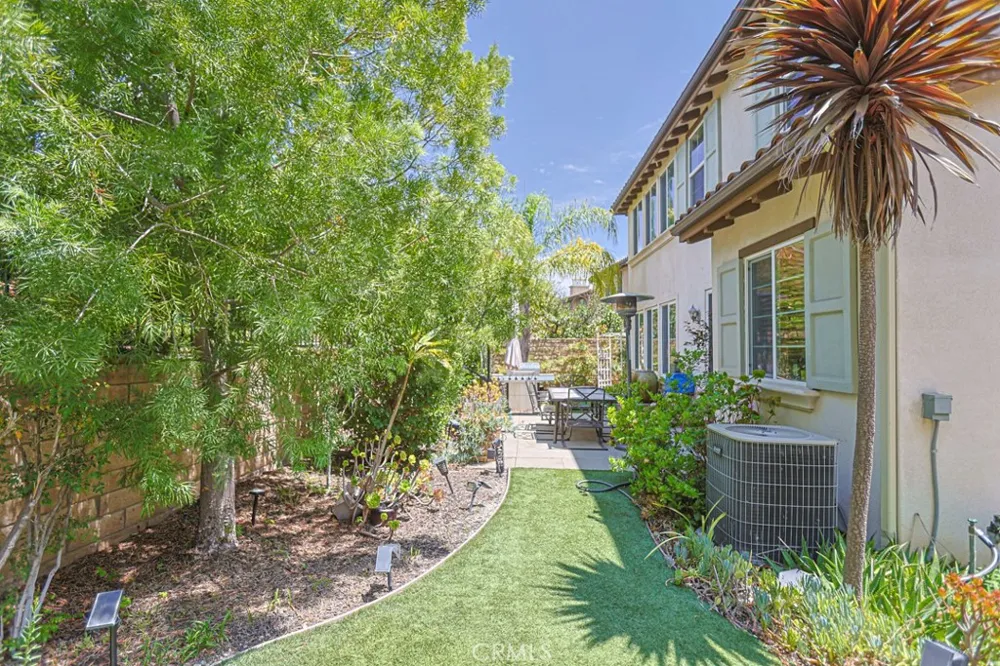 1829 Swan Falls Simi Valley, CA 93065