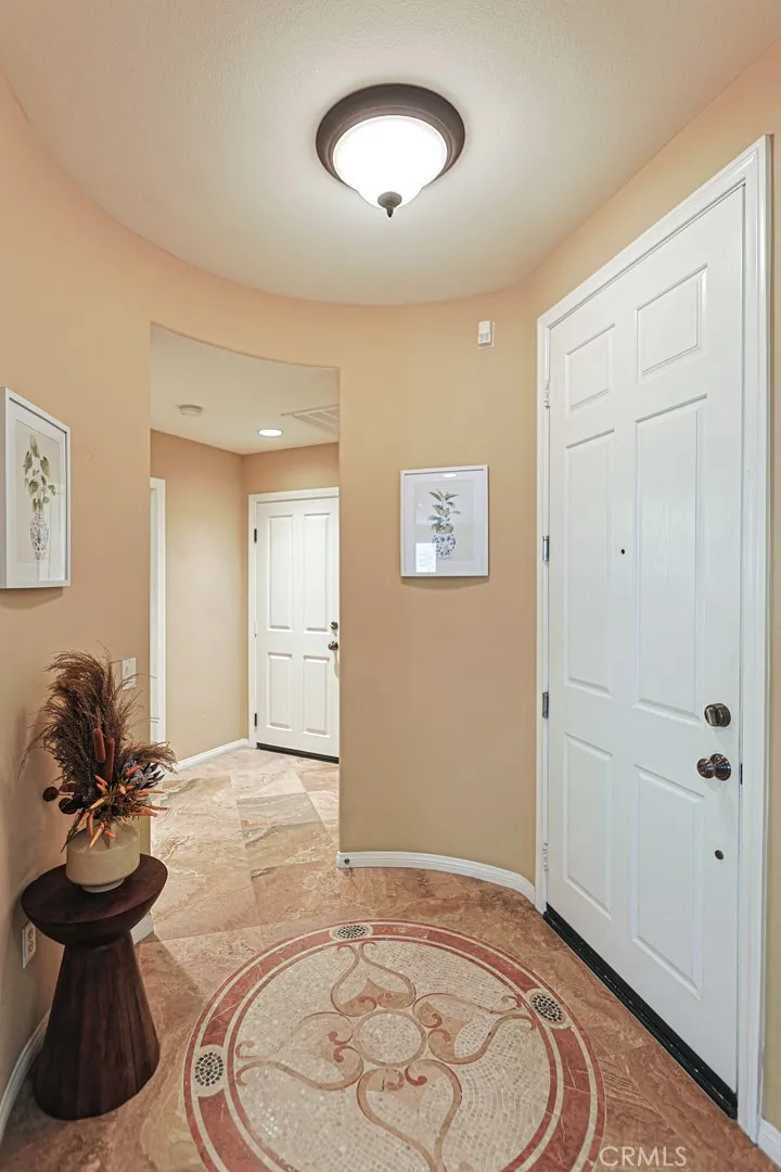 1829 Swan Falls Simi Valley, CA 93065