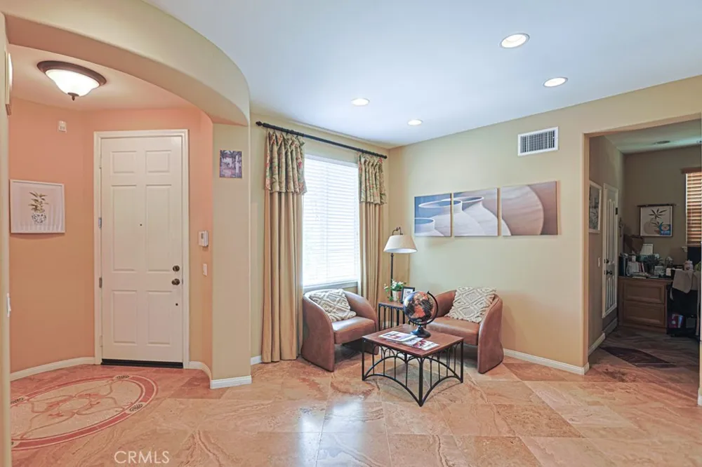 1829 Swan Falls Simi Valley, CA 93065