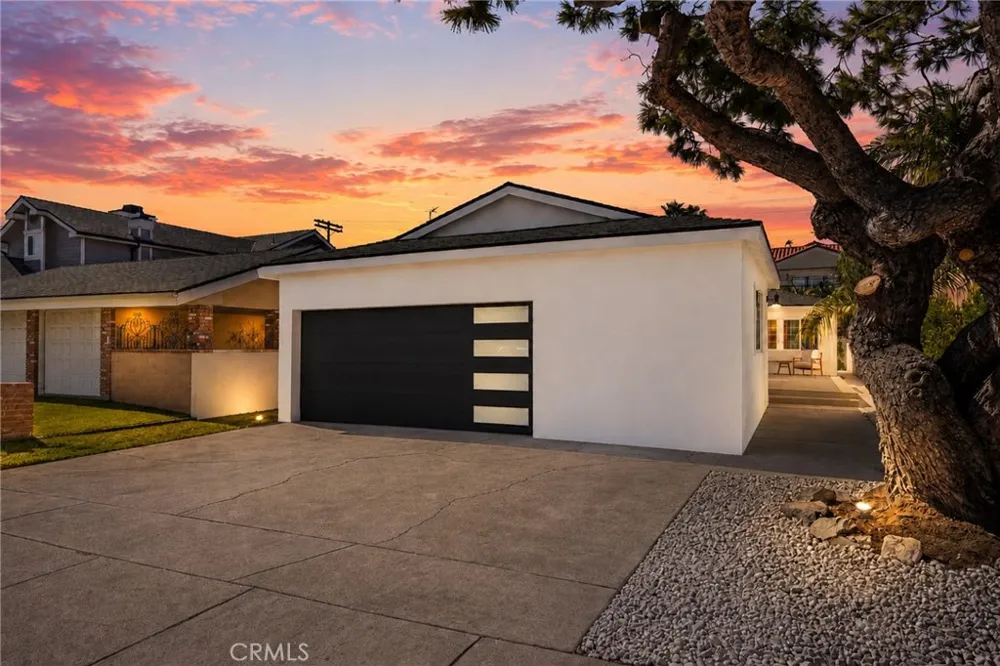 7839 W 80th Street Playa del Rey, CA 90293