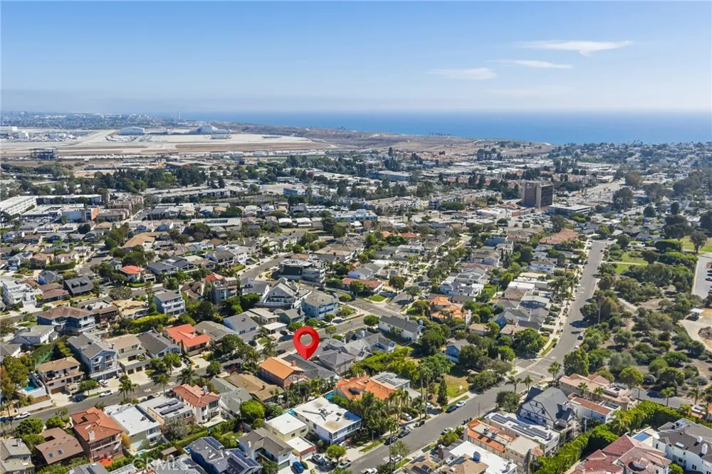 7839 W 80th Street Playa del Rey, CA 90293
