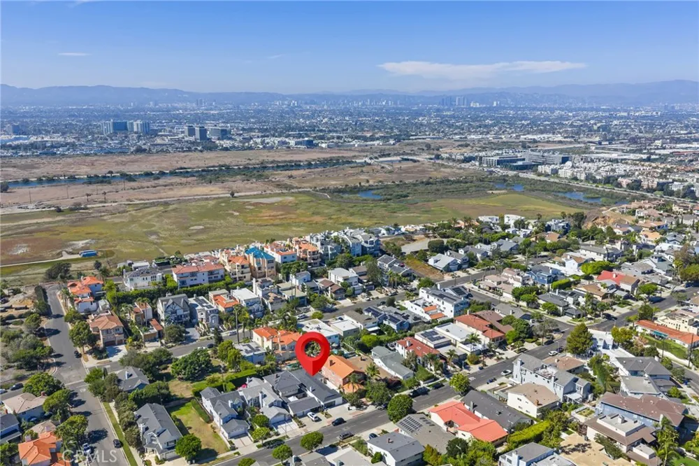 7839 W 80th Street Playa del Rey, CA 90293