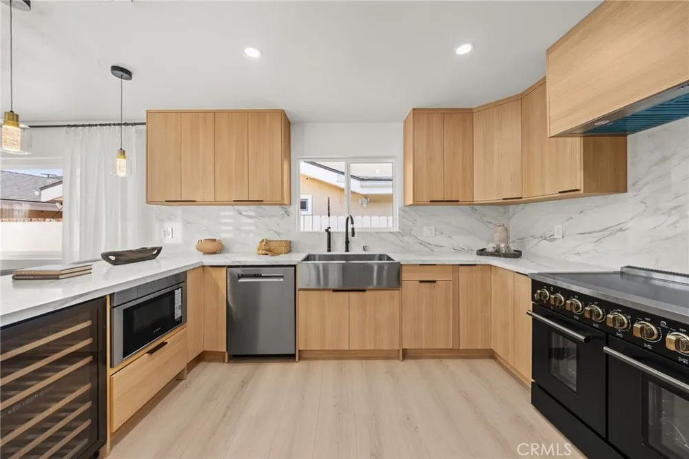 7839 W 80th Street Playa del Rey, CA 90293
