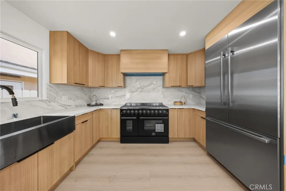 7839 W 80th Street Playa del Rey, CA 90293