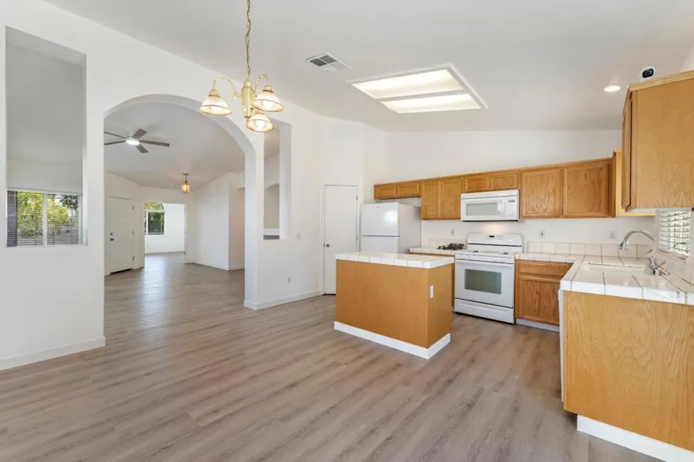 1542 Venice Circle Stockton, CA 95206