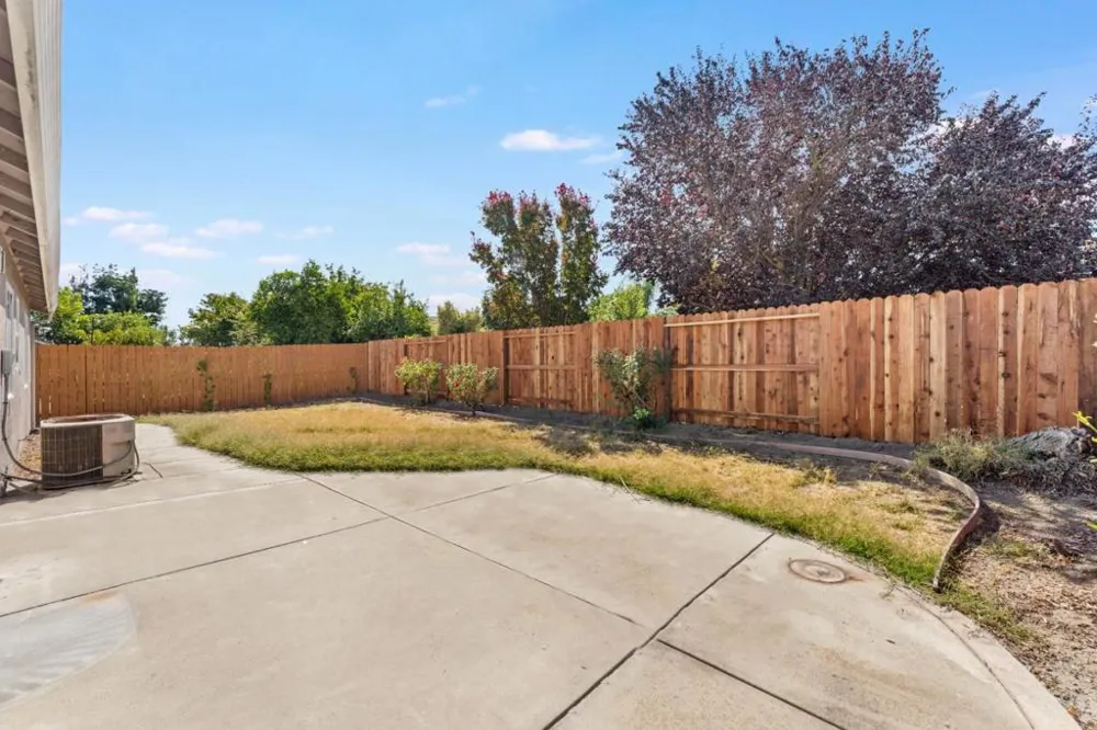 1542 Venice Circle Stockton, CA 95206
