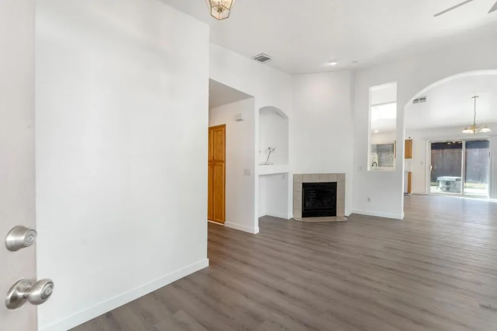 1542 Venice Circle Stockton, CA 95206
