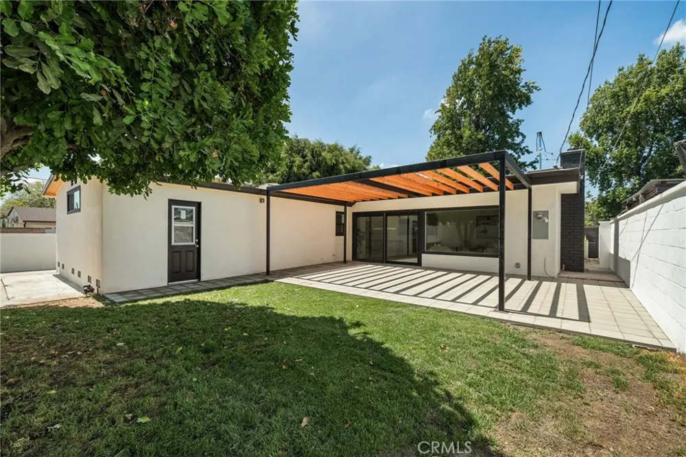 7842 Clearfield Avenue Panorama City, CA 91402