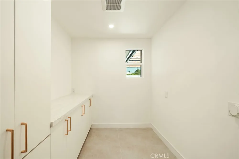 7842 Clearfield Avenue Panorama City, CA 91402