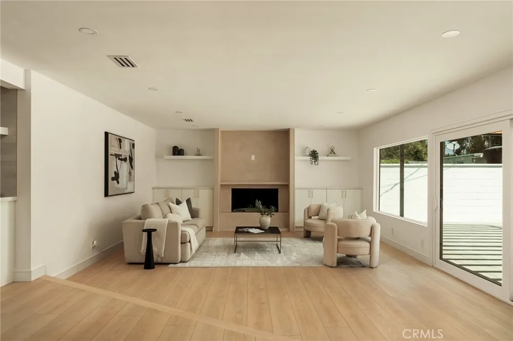 7842 Clearfield Avenue Panorama City, CA 91402
