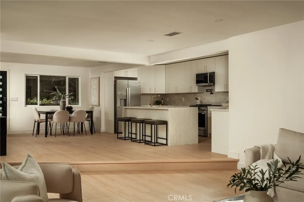 7842 Clearfield Avenue Panorama City, CA 91402