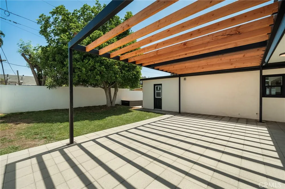 7842 Clearfield Avenue Panorama City, CA 91402