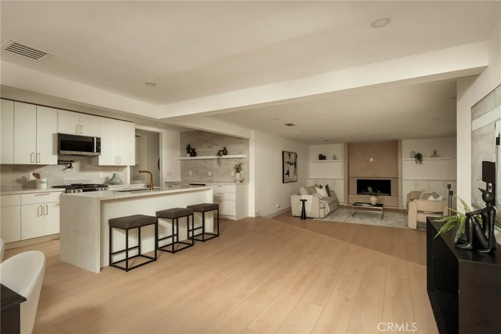 7842 Clearfield Avenue Panorama City, CA 91402