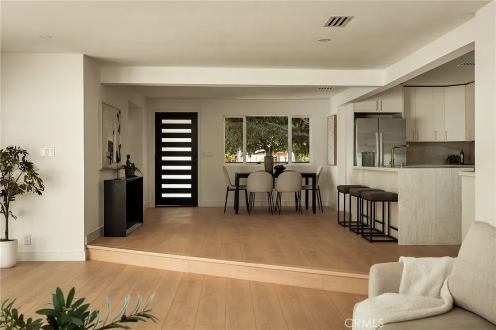 7842 Clearfield Avenue Panorama City, CA 91402